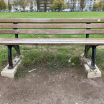 Ich warte Haltestelle duesseldorf rheinpark